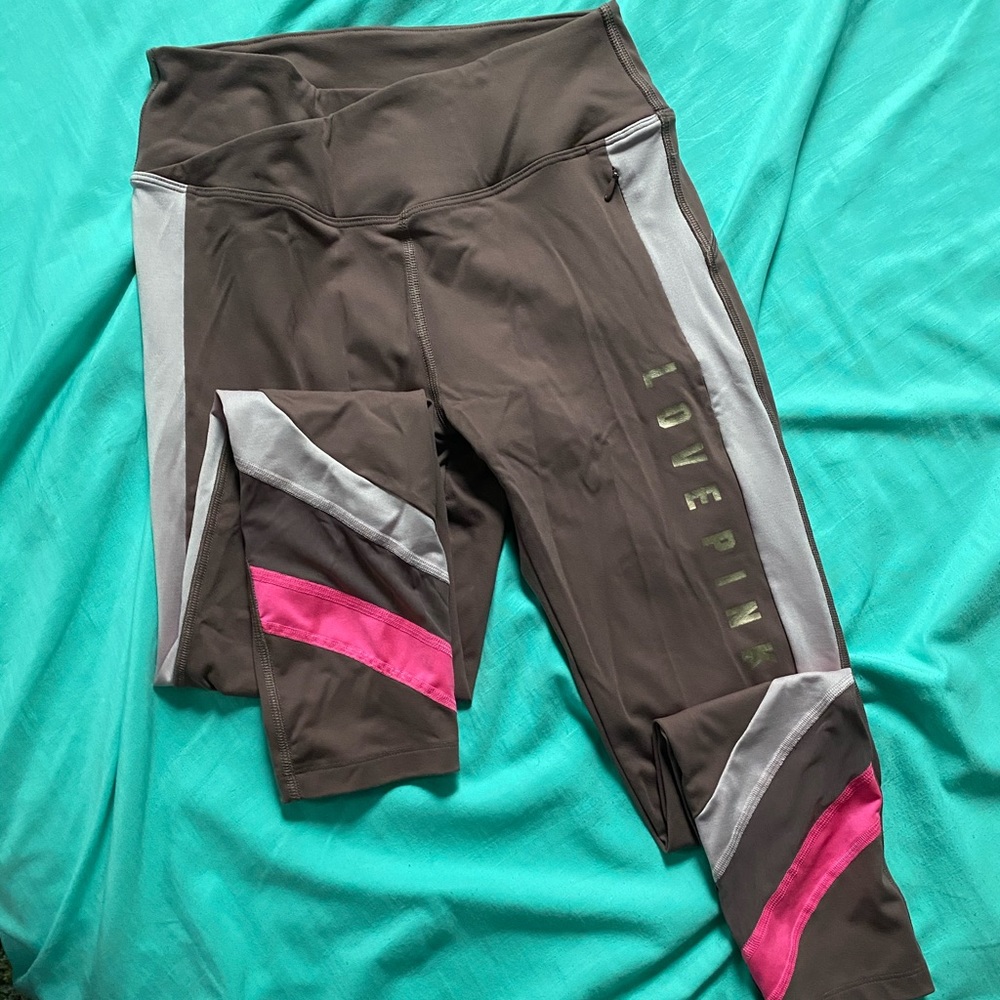Victoria’s Secret pink legging